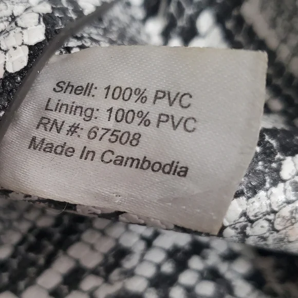 Vegan Leather & Faux Snake Skin Reversible Tote and Wristlet/Wallet - Picture 10 of 12